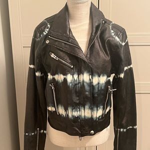 Black NYC jacket size large NWT